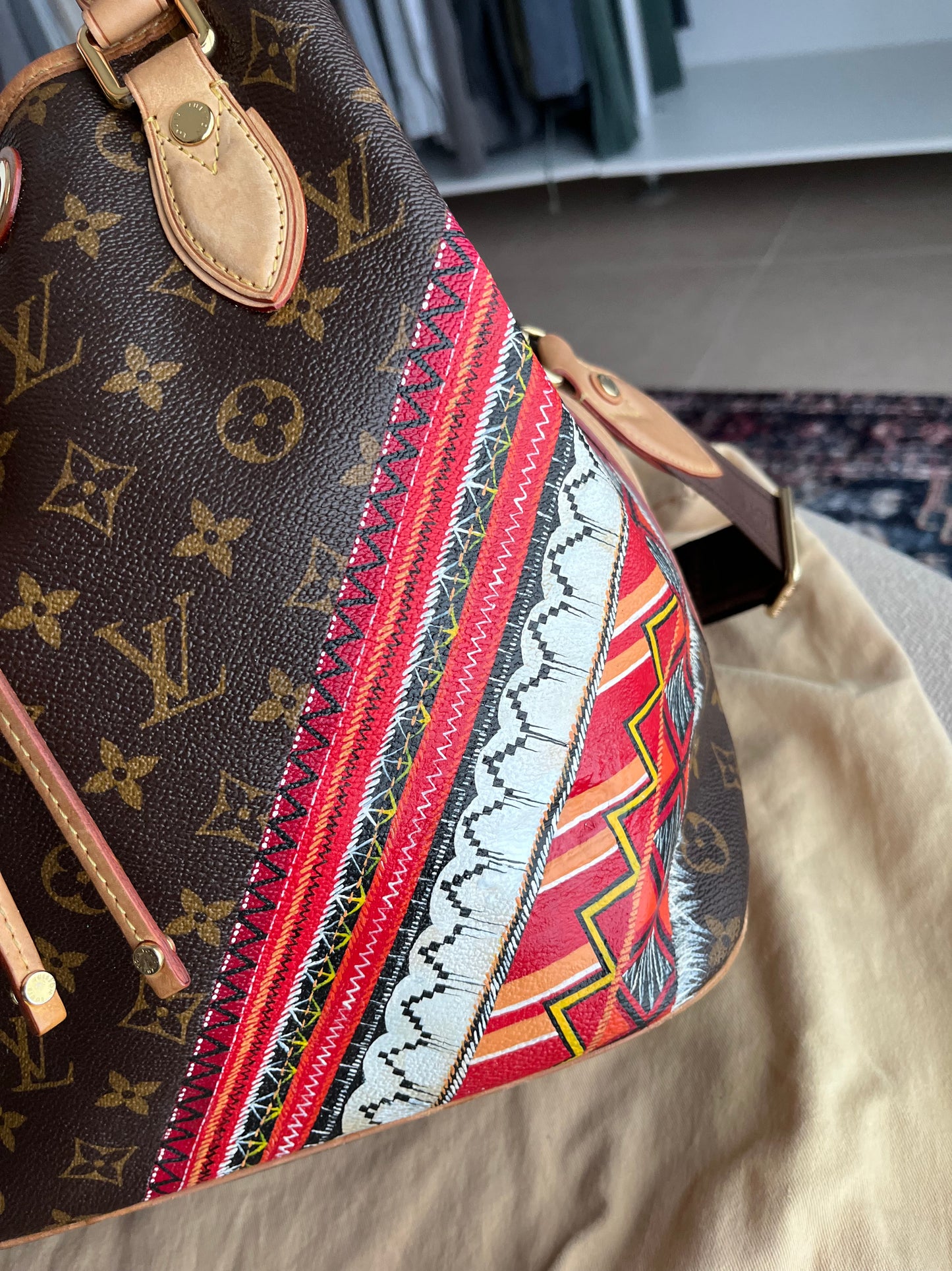 Louis Vuitton Neo Bucket Bag