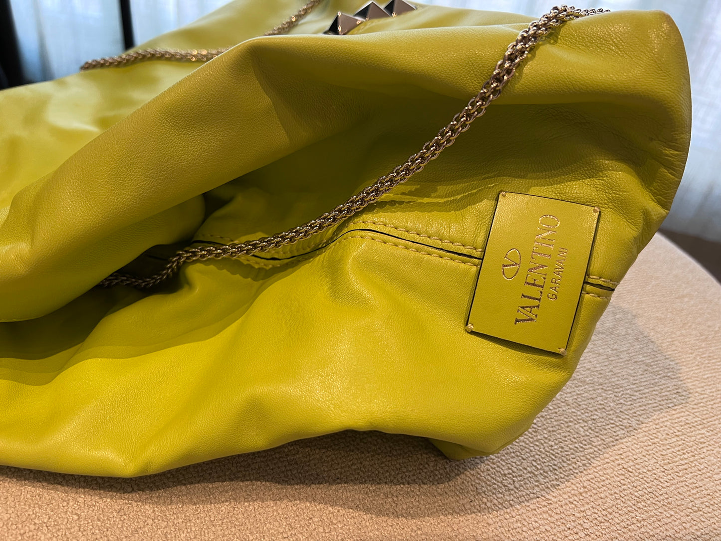 Valentino Garavani Va Va Voom Rockstud Tote