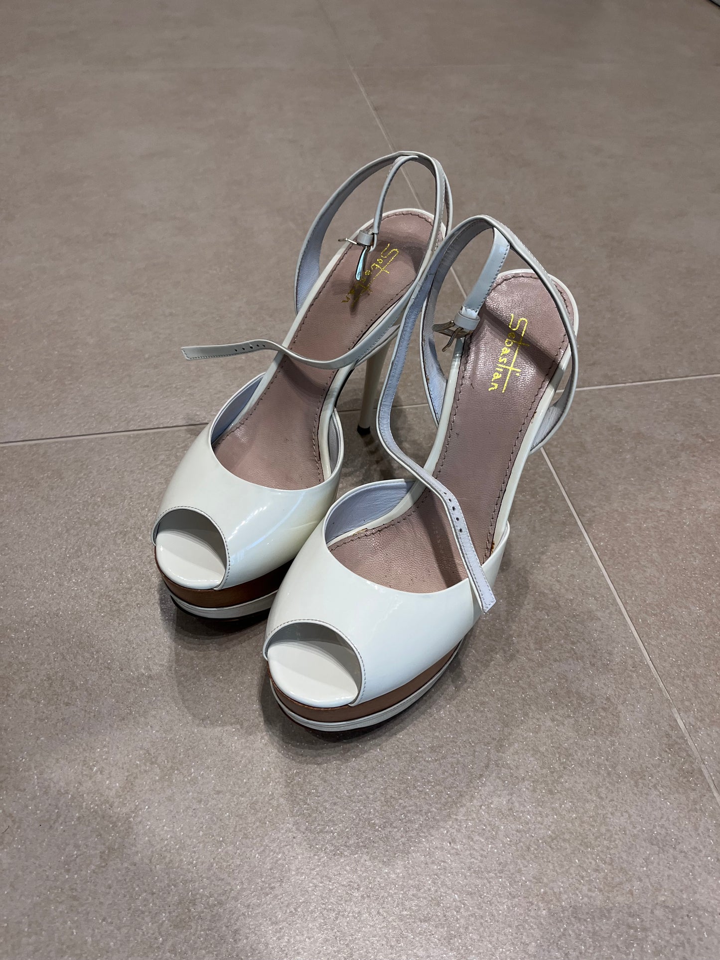 Sebastian Heels