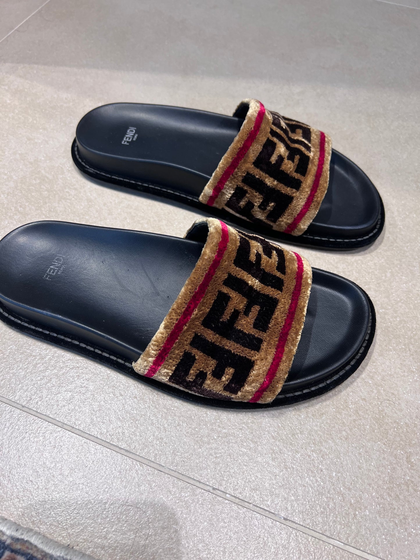 Fendi Slipper